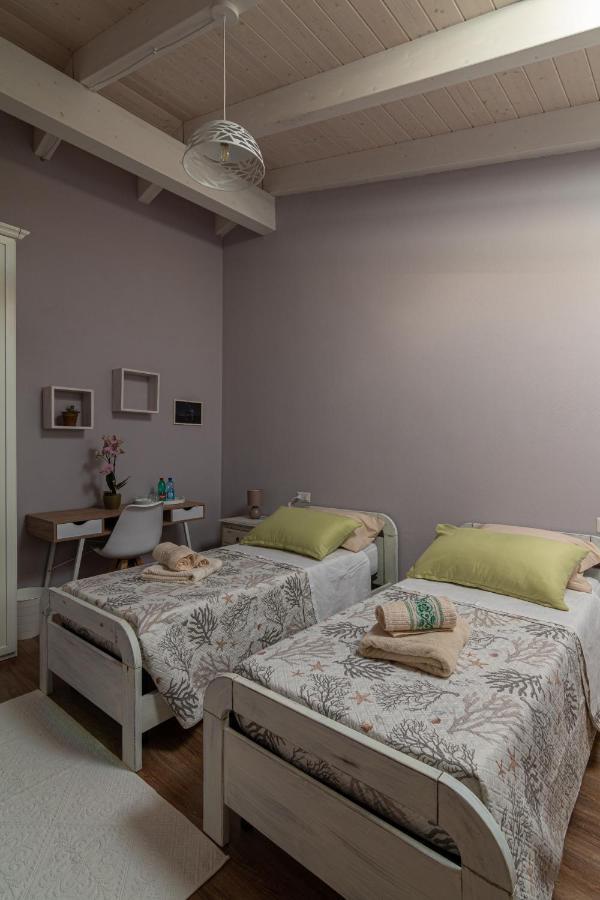La Vecchia Dimora Panzió Marrùbiu Kültér fotó